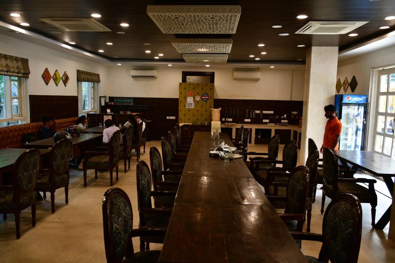 Hotel The Orion Jaipur Eksteriør billede